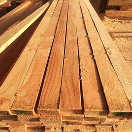 福日木材(在线咨询)-辐射松建筑方木-辐射松建筑方木生产厂家