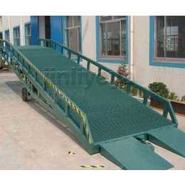 金力机械-吐鲁番折叠式移动式登车桥-折叠式移动式登车桥厂家