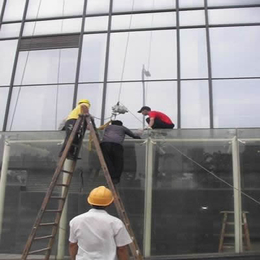 阳台夹胶玻璃安装、深圳顺达艺展玻璃、深圳华侨城玻璃