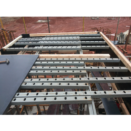 河南驻马店顶板模板支撑可调轻钢背楞新型建筑支撑