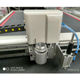 包头脚垫振动刀切割机哪家好-济南星凯质量可靠(图)