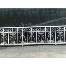 甘南铁艺护栏-铁艺护栏每米价格-兴国铁艺护栏制作