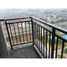 恒实锌钢护栏(图)、锌钢护栏加工、广州锌钢护栏