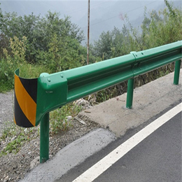 高速公路护栏板生产厂家 高速改造用护栏板 护栏板含安装价格