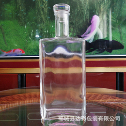 现货供应晶白料玻璃酒瓶500ml白酒瓶 方形透明色玻璃瓶子