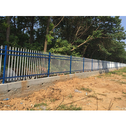 南京围墙护栏栏杆 工厂锌钢围墙围栏 开发区三横杆锌钢护栏安装