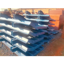 继航钢模板厂(图)、26mm钢模板价格、汕头钢模板价格