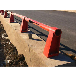 贵州桥梁护栏支架-铭久橡塑-铸铁桥梁护栏支架