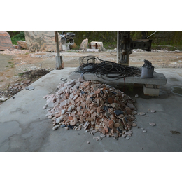 水磨石彩石子 杂色石子厂家供应  用作园林小径庭院的铺设