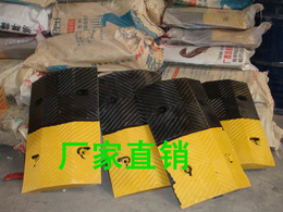 供应厂家*广州从化道路铸钢减速带  橡胶减速坡 减速线优惠