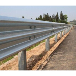 公路防撞护栏板-德宏公路护栏板-锦泽护栏