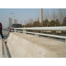 无锡金辉涂装(图)_pvc塑钢道路护栏_贵州道路护栏