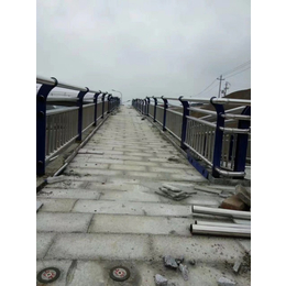 飞龙护栏厂家-梅州不锈钢立柱