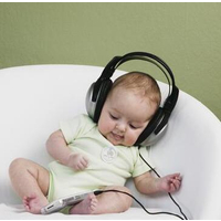 如何判断宝宝听力是否正常，宝宝听力在个个月龄的表现有哪些？