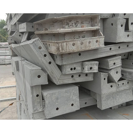 铝膜板回收价格-山西鑫博腾回收(在线咨询)-太原铝膜板回收