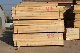 福日木材(在线咨询)-苏州白松建筑木方-白松建筑木方加工厂家