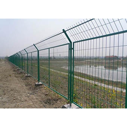 鼎矗商贸(多图)|折弯护栏网生产厂家|折弯护栏网