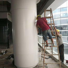 供应商场电梯装饰铝单板 白色弧形铝单板 包柱铝单板