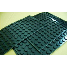 硅胶垫供货商、临沂大鼎橡塑(在线咨询)、自贡硅胶垫