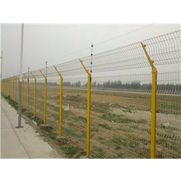 双边丝弯护栏网供应商-鹤壁双边丝弯护栏网-腾佰丝网