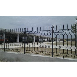 马路护栏厂家|永兴护栏(在线咨询)|喀什马路护栏