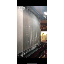 科技馆神奇的雨水倒流 倒流雨屋缩略图