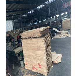 武汉工程建筑模板-齐远木业(在线咨询)-工程建筑模板生产厂家