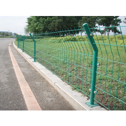 公路护栏网价格-公路护栏网生产(在线咨询)-莱芜公路护栏网