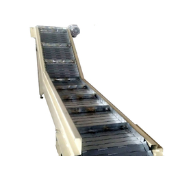 宏伟区爬坡链板输送机-顺鑫现货供应-垂直爬坡链板输送机