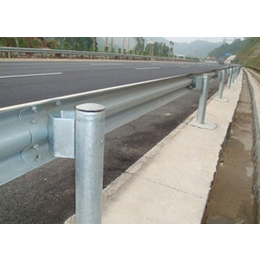 葫芦岛高速护栏板-双波波形梁护栏厂家-喷塑高速护栏板厂家
