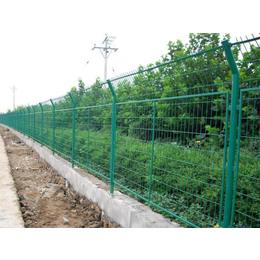 鞍山围栏网-防护围栏网-场地防护围栏网