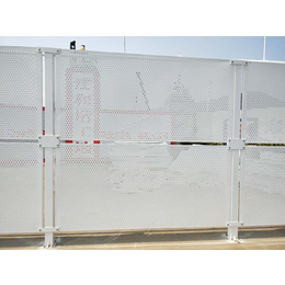 广东冲孔板护栏生产厂家 批发阳江项目部施工冲孔防风围挡价格