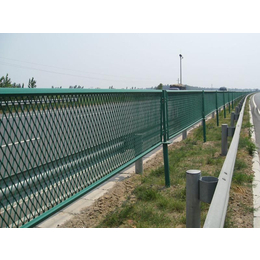 长年生产桥梁防眩网 高速公路防眩金属网围栏 钢板网状防抛网