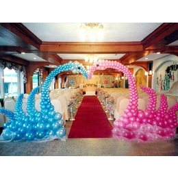 洛阳西工婚礼气球装饰 涧西气球婚房布置