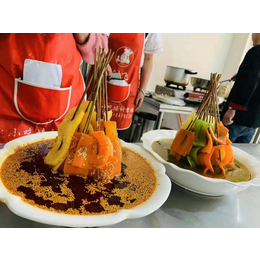 串串香火锅技术培训学校学习各种小吃技术