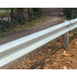 防撞高速波形护栏 批发1.78米喷塑波形可定制公路护栏板