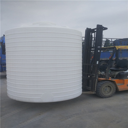 大型5吨果园蓄水储罐立式白色滚塑塑料桶图