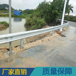 远达厂家生产安装双波波形护栏 高速公路乡道防撞栏