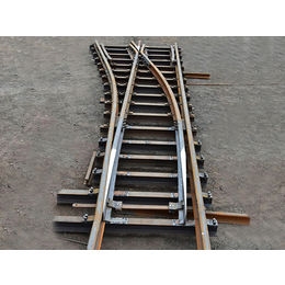 安普工矿器材厂供应(图)-铁路道岔安装方法-铁路道岔