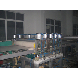 合固木塑-pvc木塑门板设备工厂-青海pvc木塑门板设备