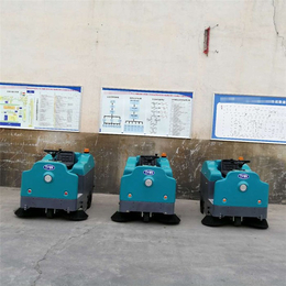 小型电瓶扫地车-天津扫地车-潍坊天洁机械