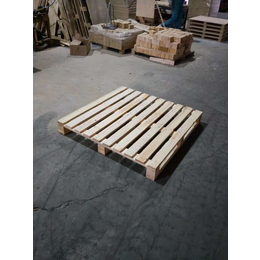 青岛木托盘木质加工厂定制 出口用标准木托盘载重大价格低