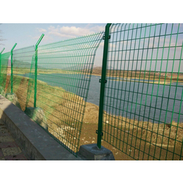 金属围栏-超兴金属丝网(图)-金属机场围栏