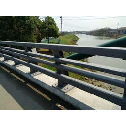 不锈钢道路护栏-芜湖****道路护栏厂家-市政不锈钢道路护栏