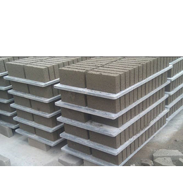 安徽以诺塑胶托板厂(图)-塑料水泥砖托板-水泥砖托板