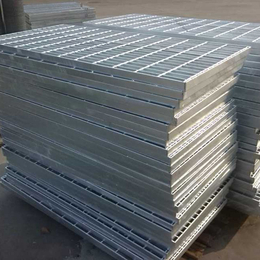 山东镀锌钢格板-衡水新超峰-镀锌钢格板多种型号