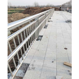 芜湖鑫桥护栏(图)-防撞护栏价格-防撞护栏