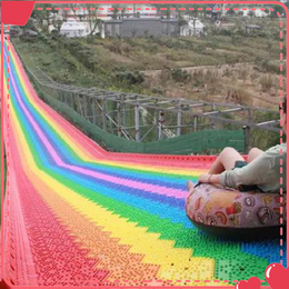 运输彩虹滑道的游客的运输器安装 七彩滑道搭建方钢 四季滑道 