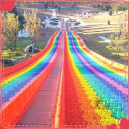 老生常谈彩虹滑道建造基础 彩虹滑道材质对比 滑草滑道