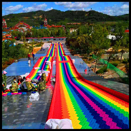 过年户外游乐设备儿童彩虹滑道设计建造七彩滑道施工要求